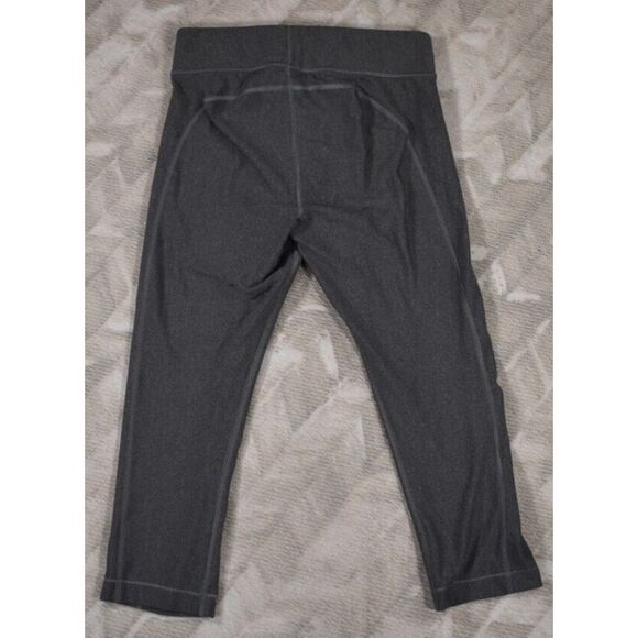 Under Armour Capri Legging Women Medium Gray Cropped Compression‎ Pants Fitted - Picture 10 of 11